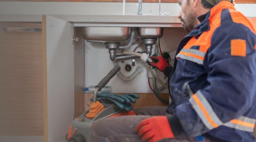 Professional tankless water heater installation services in Dorsey, IL